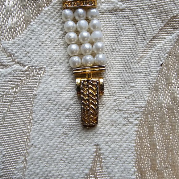 Eastman Quartz Gold Tone Pearl Rhinestone Watch - Picture 12 of 16